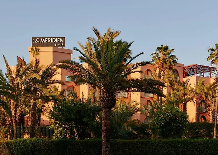 Hotel casino: Le Meridien N'Fis