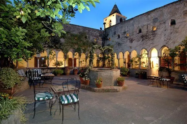 Hotel met zwembad: Hotel Luna Convento