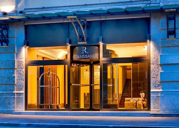 Beach hotel: Renaissance Lucerne Hotel