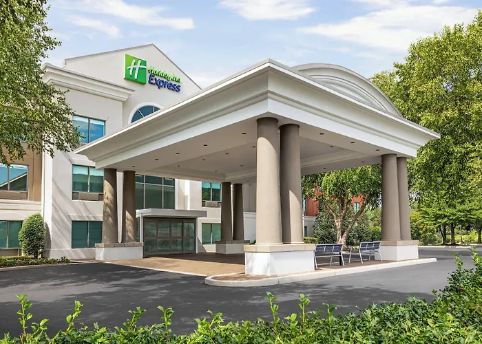 Hotel with Tennis: Holiday Inn Express Hotel & Suites Hagerstown By Ihg