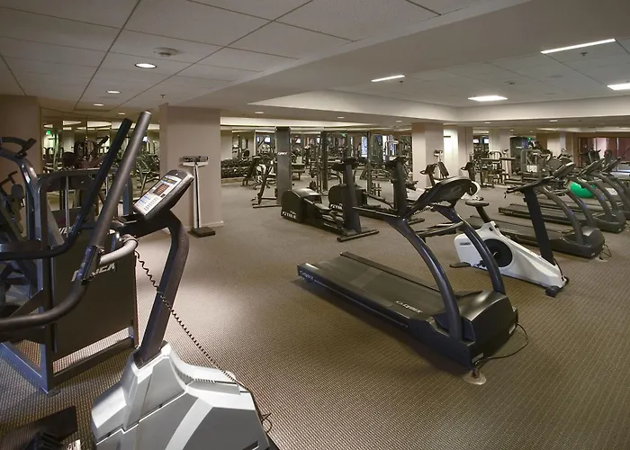 Beach hotel: Universal'S Loews Royal Pacific Resort