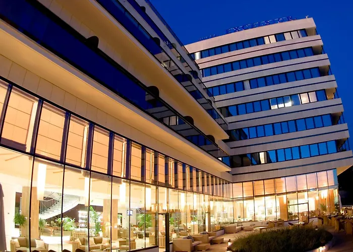 Hotel with view: Hotel Excelsior