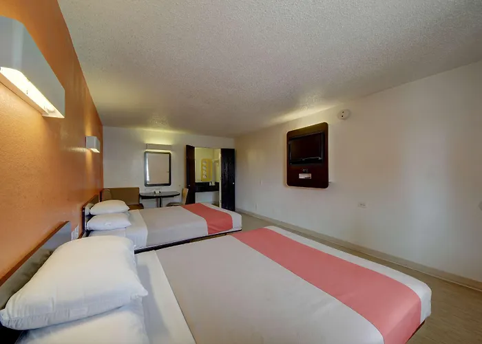 Motel 6-San Antonio, Tx - Downtown - Market Square