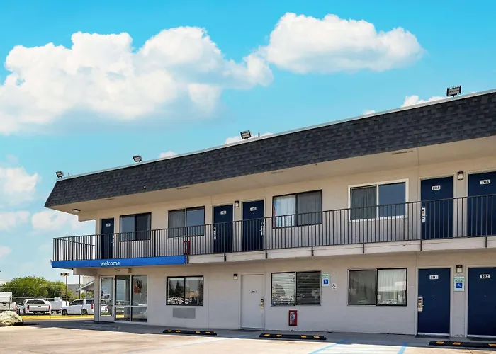 Cheap hotel: Motel 6-Twin Falls, Id