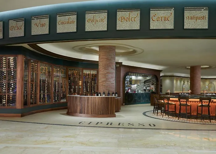 Hotel com parque aquático: Seminole Hard Rock Hotel & Casino Hollywood