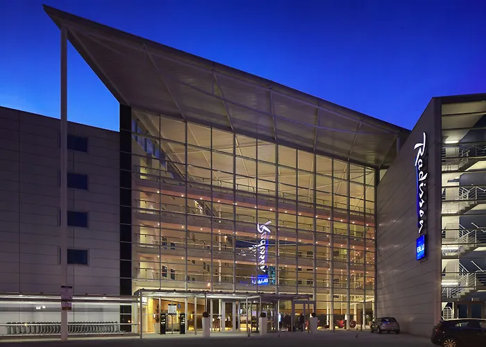 Hotels Close to Airport Radisson Blu London Stansted Airport