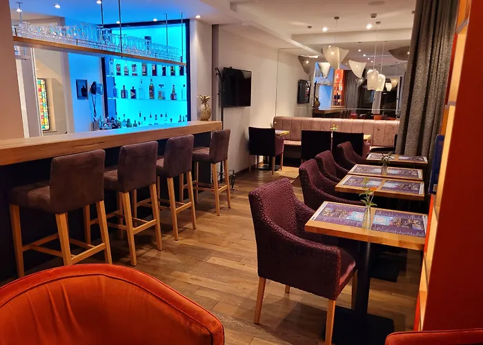 Hotel met uitzicht: Hotel Empire