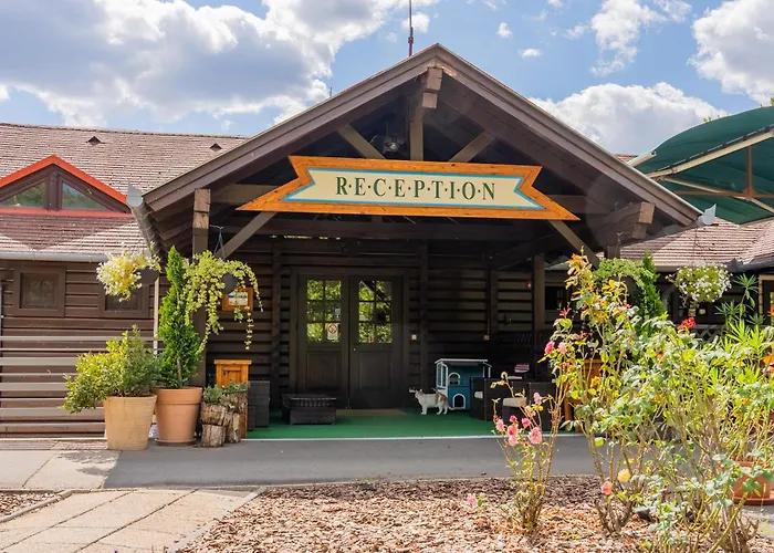 Ping Pong hotel: Petnehazy Aparthotel