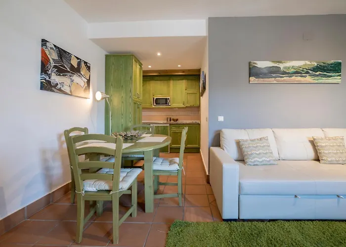 Hotel cerca del colegio: Bed And Snow Family Apartments