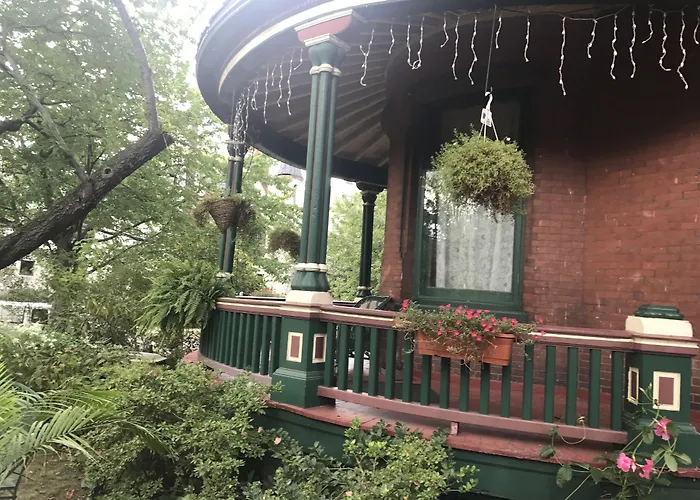Gables Bed And Breakfast Philadelphia
