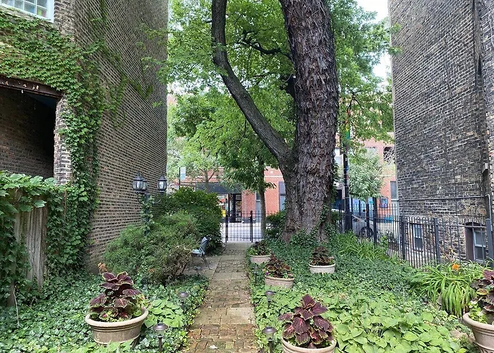 Cheap hotel: The Villa Toscana