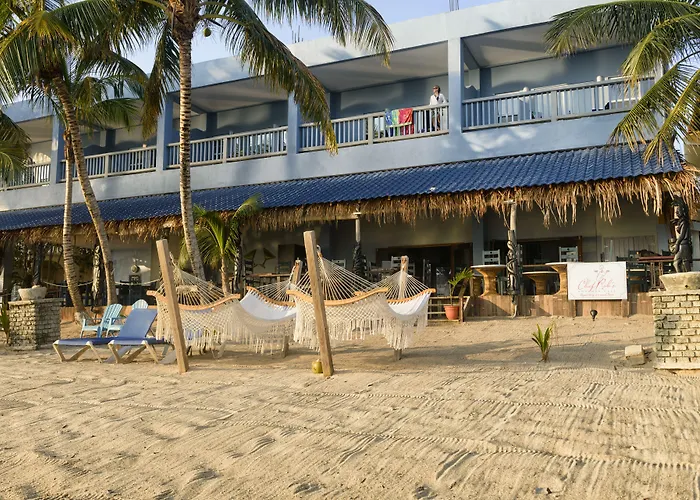 4 star hotel: Parrot Cove Lodge