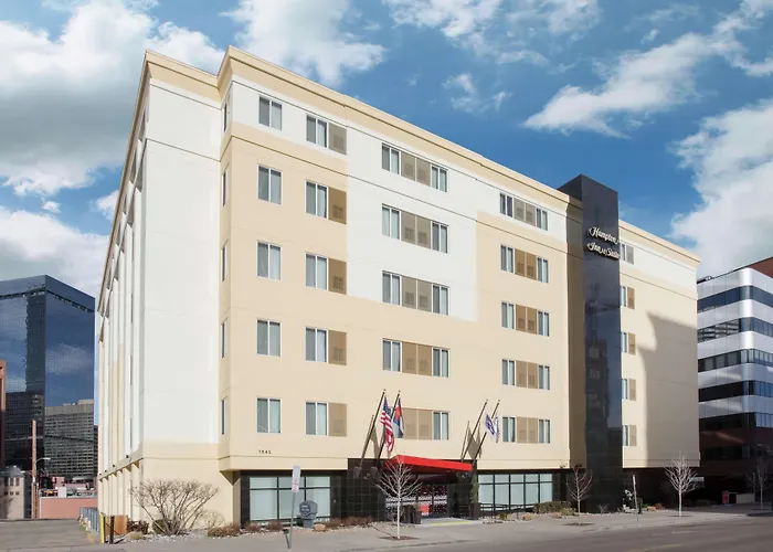 In Luxury hotels Hampton Inn & Suites Denver-Downtown