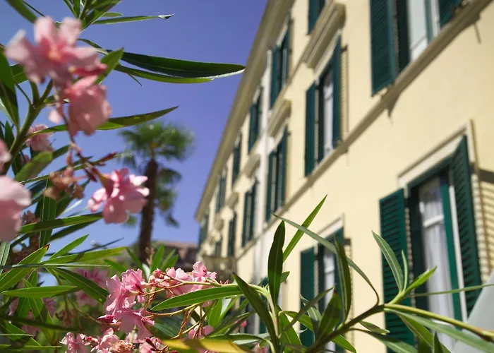 Hotel vicino al College: Hotel Touring Wellness & Beauty