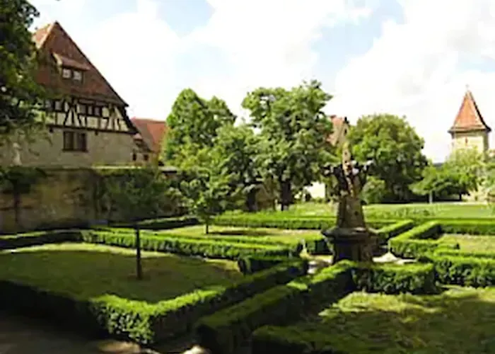 Central hotel: Burghotel