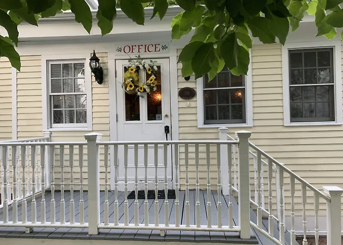 Cheap hotel: Old Orchard Beach Inn