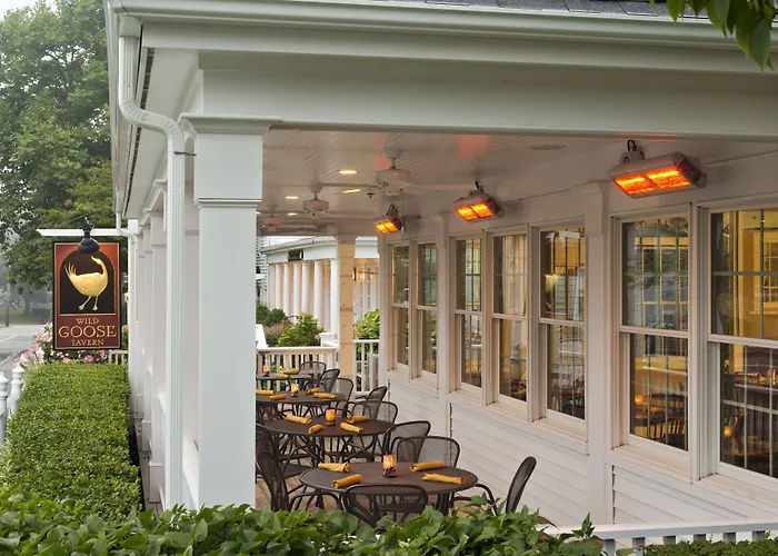 Resort: Chatham Wayside Inn