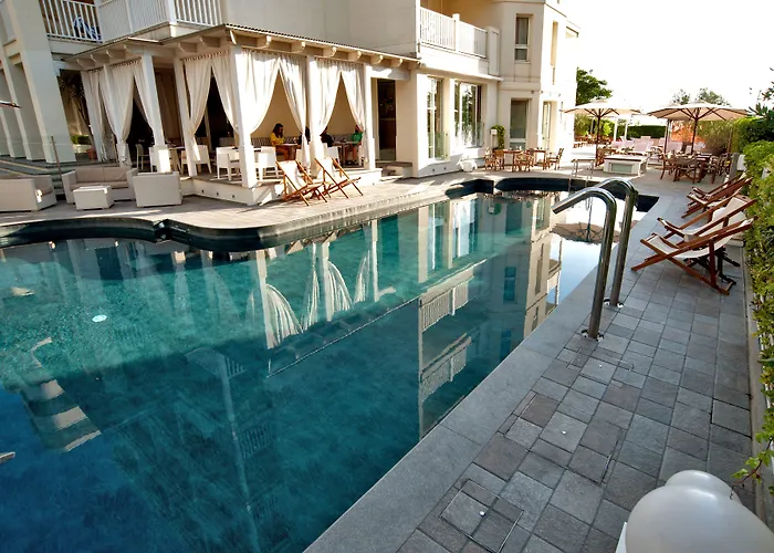 Jacuzzi hotel: Le Rose Spa Hotel
