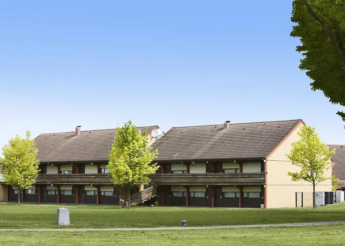 Hôtel 3 étoiles: Campanile Maubeuge