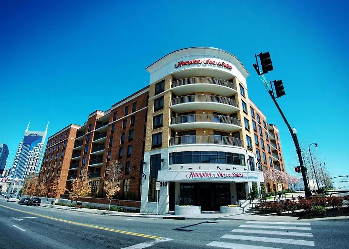 Hampton Inn & Suites -Downtown