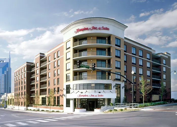Hampton Inn & Suites -Downtown