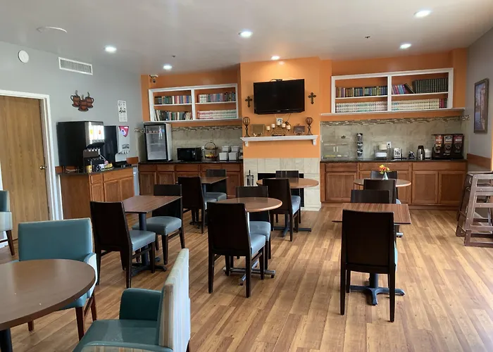 Motel: Guest House Inn Medical District Near Texas Tech Univ