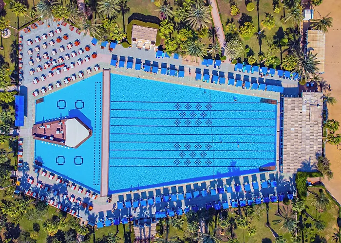 Hotel con piscina: Arabia Azur Resort