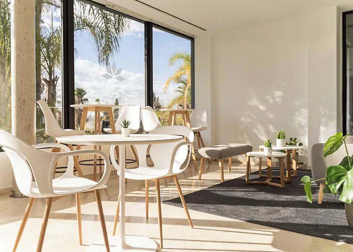 Hotel de golf: AZZ Valencia Táctica Hotel