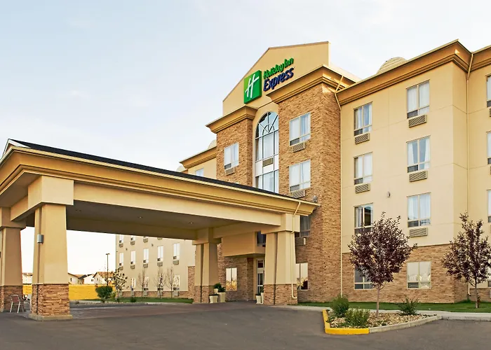 Pet Friendly hotel: Holiday Inn Express Grande Prairie By Ihg