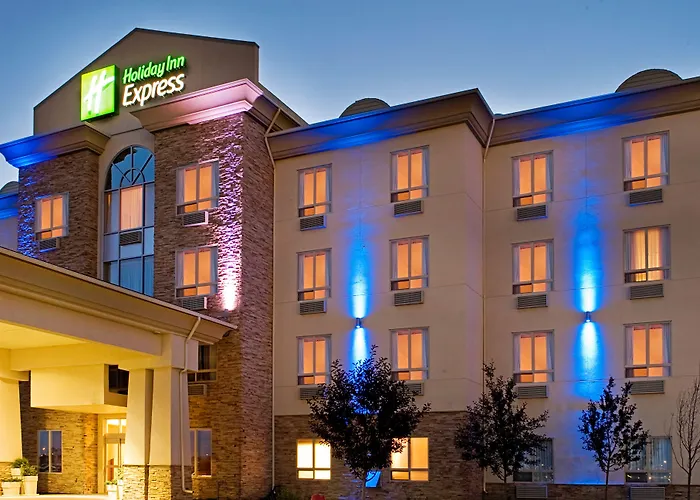 Pet Friendly hotel: Holiday Inn Express Grande Prairie By Ihg