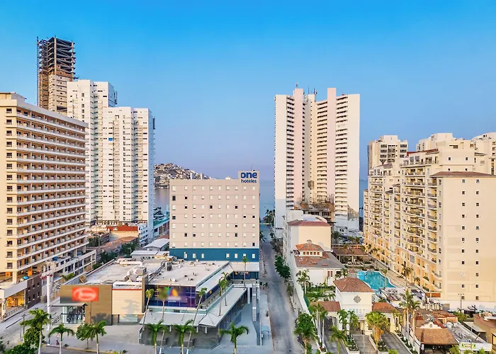 Hotel: One Acapulco Costera