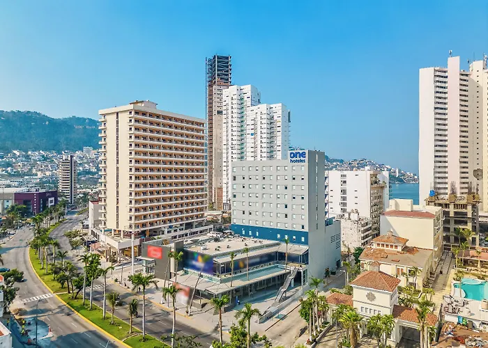 Hotel: One Acapulco Costera