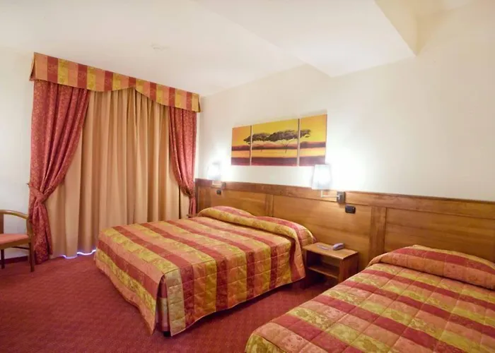 Hôtel 3 étoiles: Hotel Master