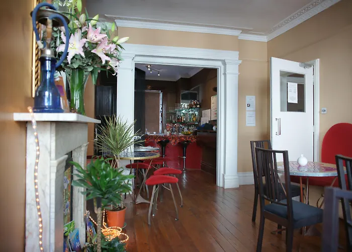 The Oriental - Guest House