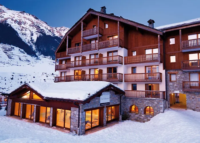 Hôtel 3 étoiles: Lagrange Vacances Les Valmonts de Val Cenis