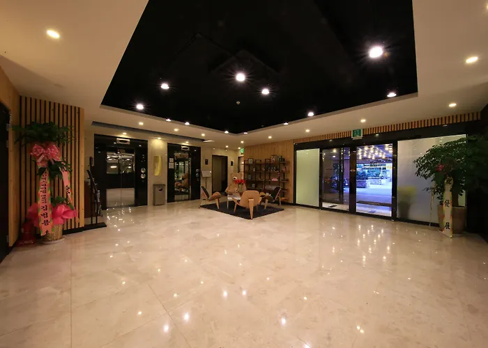 Kobos Hotel