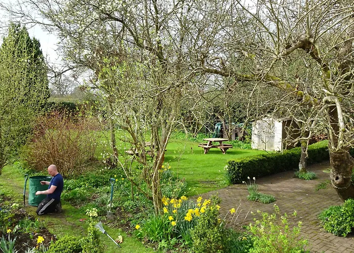 Hotels with a view Furze Bush Inn