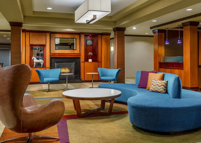 Hotel with view: Fairfield By Marriott Peoria East