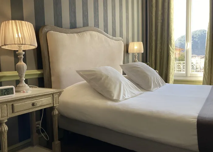 Hôtel Helvie - Les Collectionneurs