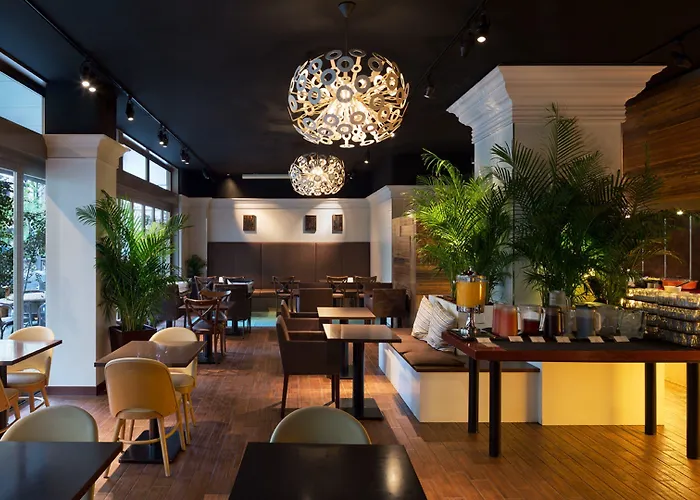 4 star hotel: Holiday Inn Osaka Namba By Ihg