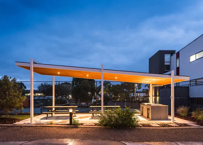 Hotel with pool: Coast Resort Merimbula