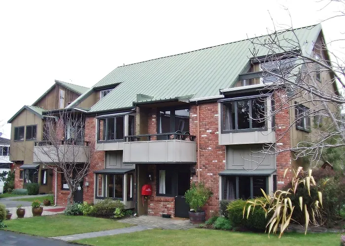 Woodlands Motels And Apartments