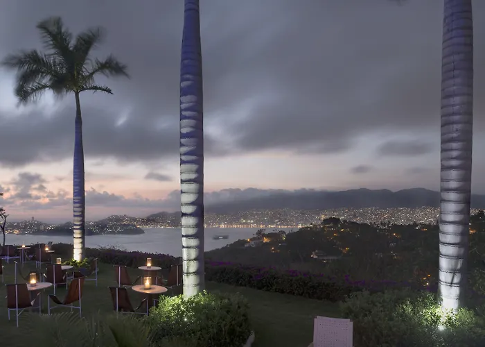5 star hotels Encanto Acapulco