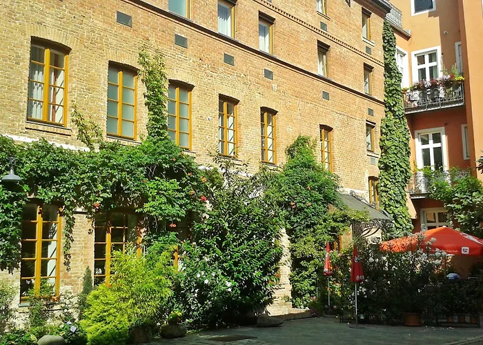 Resort: Hotel Fabrik Wien