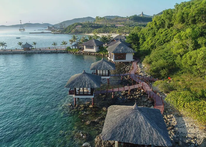 Waterpark hotels Vinpearl Luxury Nha Trang