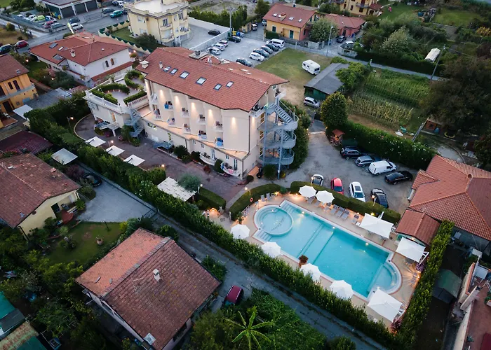 Resort: Hotel Villa Tiziana