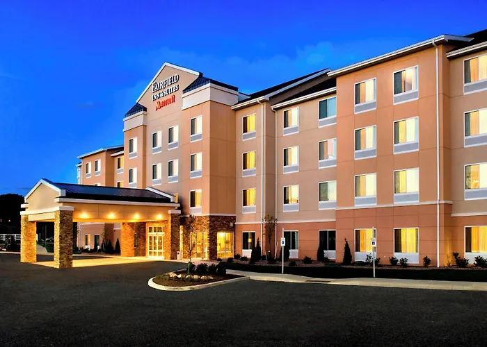 Hotel: Fairfield Inn & Suites By Marriott Watertown Thousand Islands