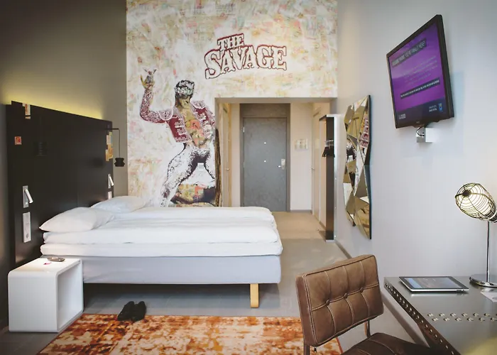 Pet Friendly hotel: Comfort Hotel Grand Central