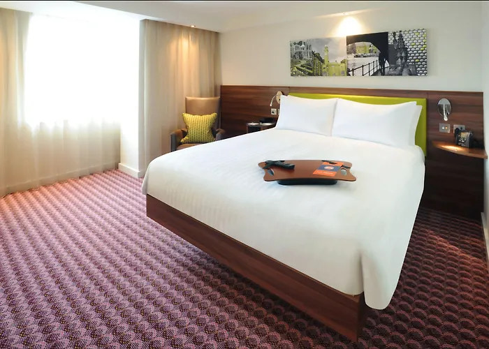 3 star hotel: Hampton By Hilton Birmingham Broad Street