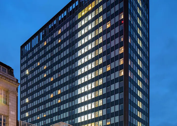3 star hotel: Hampton By Hilton Birmingham Broad Street